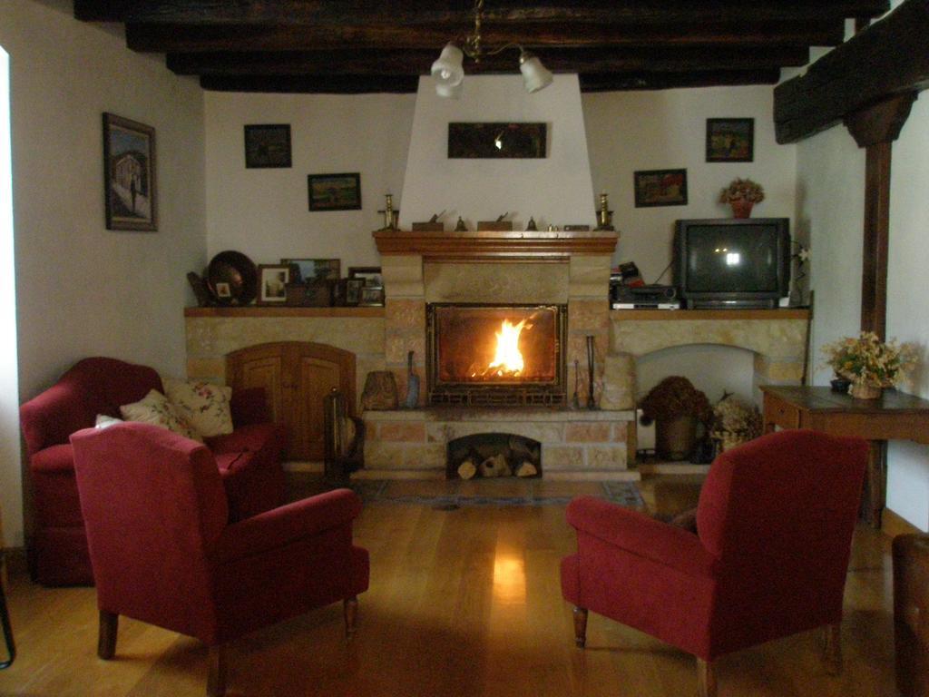 Casa Rural Parriola Villanueva de Arce Exterior foto
